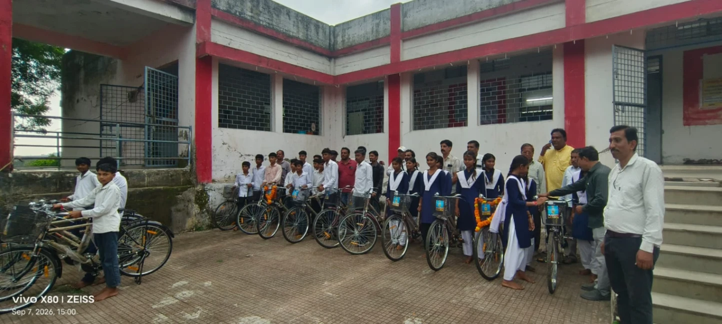 ओखला में हुआ वितरण कार्यक्रम